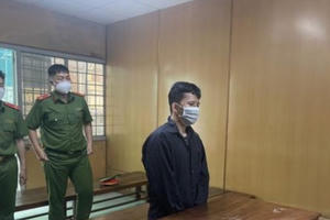 Giúp bạn tù giữ ma túy, đối tượng lĩnh 20 năm tù