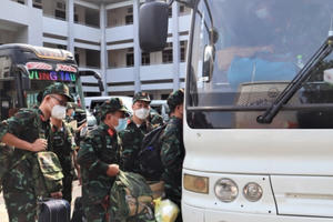 Thêm 105 cán bộ quân y chi viện cho Đồng Nai chống dịch