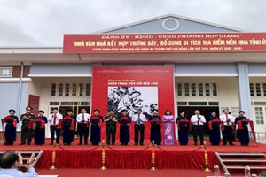 Khai mạc Triển lãm hơn 200 bức ảnh, hiện vật về Chiến thắng Biên giới năm 1950