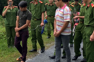 Sau tiệc sinh nhật, thiếu nữ 15 tuổi bị 2 thanh niên "thay nhau" cưỡng hiếp