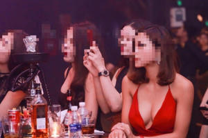 Kỳ 12: Không thông báo chương trình biểu diễn nghệ thuật, Bar F.club tiếp tục bị xử phạt