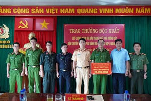 Điện Biên khen thưởng lực lượng triệt phá thành công chuyên án ma túy lớn