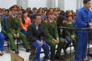 Xét xử vụ án "Tập đoàn ma tuý" bãi rác Thành Công