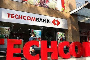 Techcombank lãi 'khủng', thu nhập bình quân của nhân viên đạt 33 triệu đồng/tháng