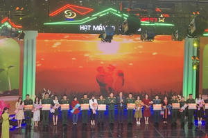 10 gia đình quân nhân hiếm muộn được hỗ trợ thụ tinh nhân tạo miễn phí