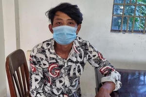 Nhậu nhẹt trong thời gian giãn cách, đối tượng vừa ra tù còn dùng dao tự chế đâm công an Nhậu nhẹt trong thời gian giãn cách, đối tượng vừa ra tù còn dùng dao tự chế đâm công an