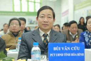 Vì sao Phó chủ tịch tỉnh Hòa Bình Bùi Văn Cử bị kỷ luật cảnh cáo?