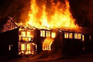 Hà Tĩnh: Cháy nhà trong đêm, cụ ông tử vong