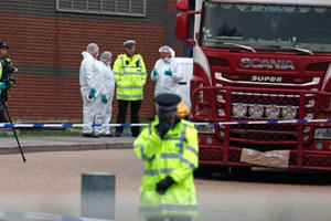 Đang xét xử vụ án 39 người Việt chết trong xe container tại Anh