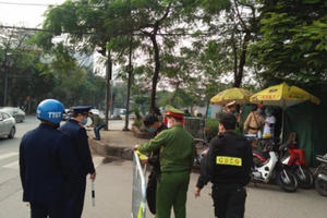 Hà Nội thiết lập nhiều chốt kiểm soát tại các phường