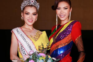 Minh Tú nói gì khi học trò giành vương miện Miss International Queen Vietnam 2020?
