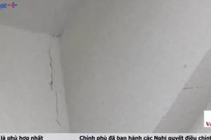 Bản tin Bất động sản Plus: Dân nói chung cư The Golden Palm thi công kém chất lượng Bản tin Bất động sản Plus: Dân nói chung cư The Golden Palm thi công kém chất lượng