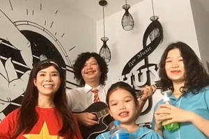 Ca sĩ từ Đà Nẵng sáng tác bài hát kêu gọi cộng đồng chống dịch Covid-19