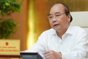 Thủ tướng: Đêm nay nới lỏng cách ly nhưng không phải để ra đường ăn mừng!