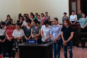 Trục lời từ BHYT: Nhiều bác sĩ, điều dưỡng vướng vòng lao lý