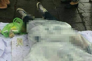 Hải Phòng: Người dân bàng hoàng phát hiện thi thể người đàn ông dưới lòng hồ