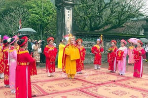 Lễ hội Hoa Lư: Khơi dậy lòng tự hào dân tộc và tinh thần đoàn kết