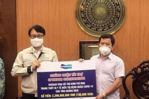 Doosan Vina hỗ trợ tỉnh Quảng Ngãi gần 2,3 tỷ đồng phòng, chống dịch Covid-19