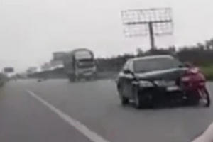 Tạm giữ tài xế lái xe Camry gây tai nạn nghiêm trọng rồi bỏ chạy