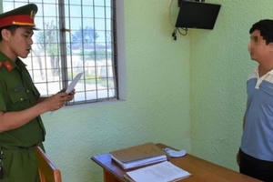 Quảng Nam: Cán bộ địa chính xã lừa đảo chiếm đoạt hơn 7,7 tỷ đồng