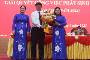 Phê chuẩn bầu, miễn nhiệm Phó Chủ tịch UBND tỉnh Bắc Kạn