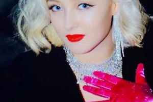 Vẻ gợi cảm của nữ thần tượng xứ Hàn bị phát tán ảnh "nóng"