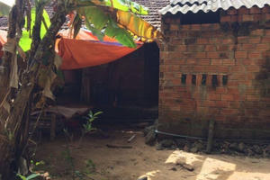 Quảng Ngãi: Bắt khẩn cấp nghi can giết mẹ vợ