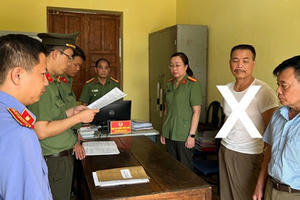 Sơn La: Khởi tố đối tượng tự ý thu tiền chuyển đổi cây trồng Sơn La: Khởi tố đối tượng tự ý thu tiền chuyển đổi cây trồng