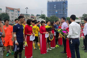 Hà Nội: Khai mạc giải bóng đá chào mừng 73 năm Cách mạng tháng 8 thành công và Quốc khánh 2/9 Hà Nội: Khai mạc giải bóng đá chào mừng 73 năm Cách mạng tháng 8 thành công và Quốc khánh 2/9