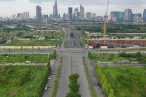 "Nhiều chủ đầu tư còn hàng nhưng không bán, chờ giá căn hộ tăng lên" "Nhiều chủ đầu tư còn hàng nhưng không bán, chờ giá căn hộ tăng lên"