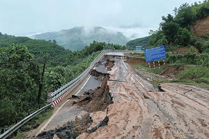 Đèo Khánh Lê tiếp tục nứt toác, thêm nhiều điểm sạt lở nghiêm trọng