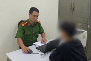 Công an phường Phú Lương giải cứu nam sinh viên khỏi bẫy “bắt cóc online” Công an phường Phú Lương giải cứu nam sinh viên khỏi bẫy “bắt cóc online”