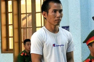 Đổ nửa lít thuốc diệt cỏ xuống giếng nhà em vợ để thỏa cơn thù tức