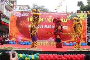 Cao Bằng: Về Trùng Khánh trẩy hội Co Sầu, tham quan miếu Thần Nông