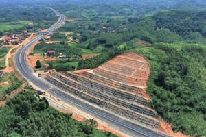 Lạng Sơn - Tiềm năng trở thành 'hòn ngọc' phía Bắc Lạng Sơn - Tiềm năng trở thành 'hòn ngọc' phía Bắc