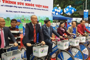 Thủ tướng Nguyễn Xuân Phúc phát động Chương trình Sức khoẻ Việt Nam