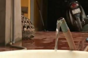 Thời sự 9h ngày 11/7/2016: Cả làng ra đường khoan giếng