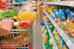 Tổng mức bán lẻ hàng hóa và doanh thu dịch vụ tiêu dùng giảm 8,3% so với tháng trước