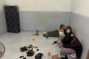 Tổ chức sinh nhật bằng ma tuý tại nhà trọ