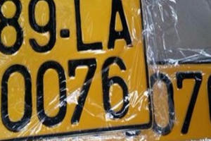 Sẽ dùng biển số màu vàng cho xe kinh doanh vận tải Sẽ dùng biển số màu vàng cho xe kinh doanh vận tải