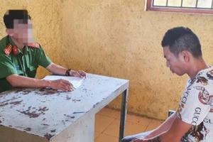 Bắt giữ gã cha dượng hại đời con riêng của vợ