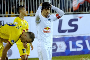 Công Phượng chưa... nở hoa ở HAGL: Khi thầy Sắc muốn thế!