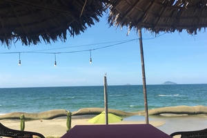 Chồng ngoại tình với phụ nữ lớn tuổi, vợ cay đắng khi biết lý do