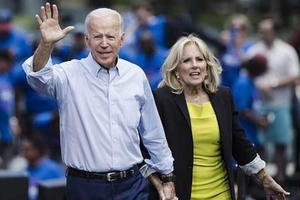 Rời Nhà Trắng, phó tướng của Obama kiếm chục triệu đô Rời Nhà Trắng, phó tướng của Obama kiếm chục triệu đô