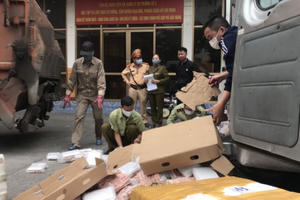 Quảng Ninh: Thu giữ 1.020 kg chân gà tẩm ướp không rõ nguồn gốc