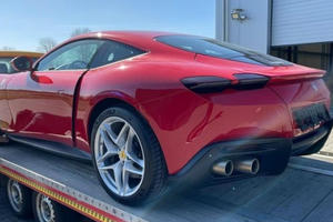 Bất thường đường dây nhập siêu xe biếu tặng: Có thể xử lý nhiều hành vi