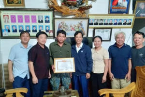 Nghệ An: Khen thưởng giáo dân cứu người đuối nước