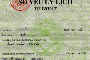 Có thể nhờ người quen chứng thực sơ yếu lý lịch không?