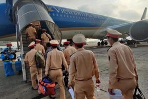 Cục CSGT xuất quân tăng cường phòng chống dịch cho TP.Hồ Chí Minh