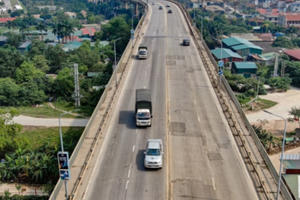 Lý do chuyên gia Nga từ chối sửa mặt cầu Thăng Long